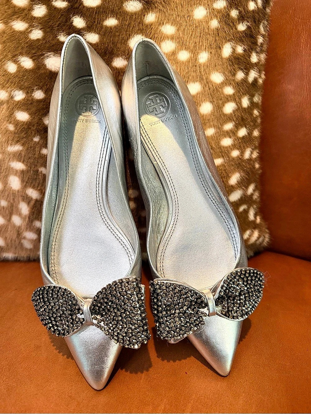 Tory Burch Crystal Bow Silver Pointed Flats